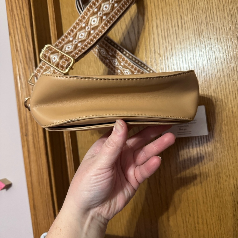 Tan Crossbody Bag with Patterned Strap - Picture 3 of 10
